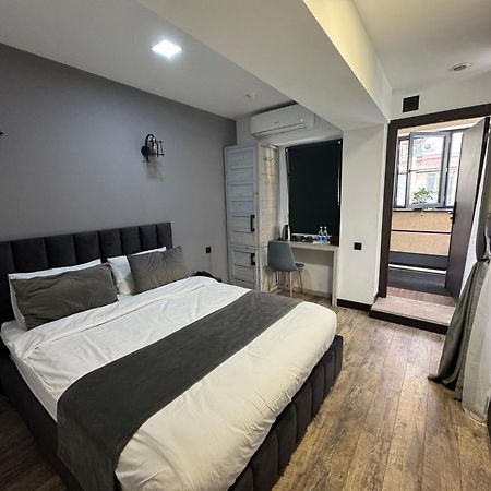 The Phoenix Boutique Hotel Ереван Экстерьер фото