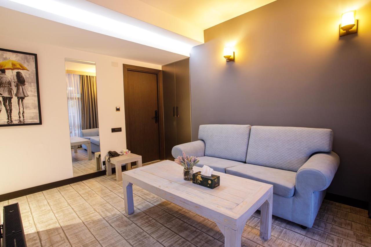 The Phoenix Boutique Hotel Ереван Экстерьер фото