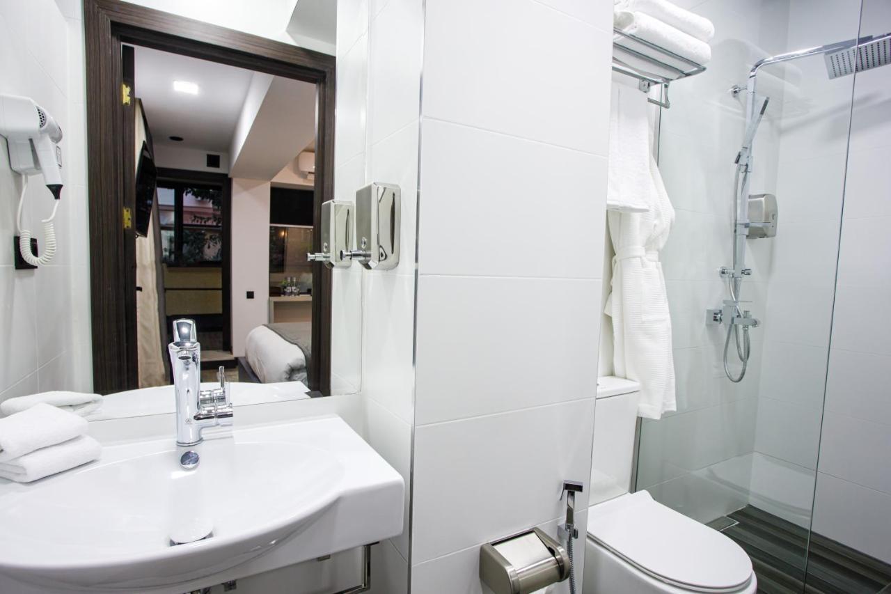 The Phoenix Boutique Hotel Ереван Экстерьер фото